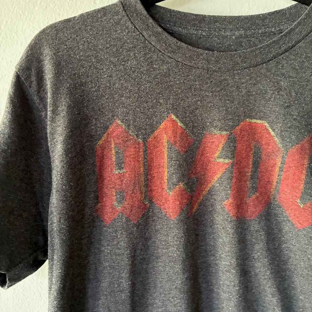 AC/DC Men’s Medium T Shirt Charcoal Gray Distressed Logo Graphic Rock Band Tee